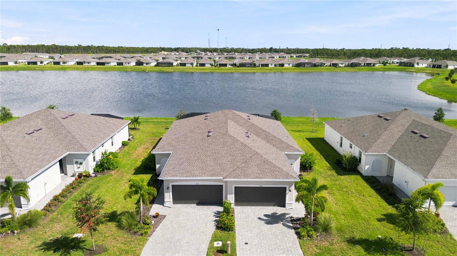 8757 Saint Kitts Cir Property Photo 2