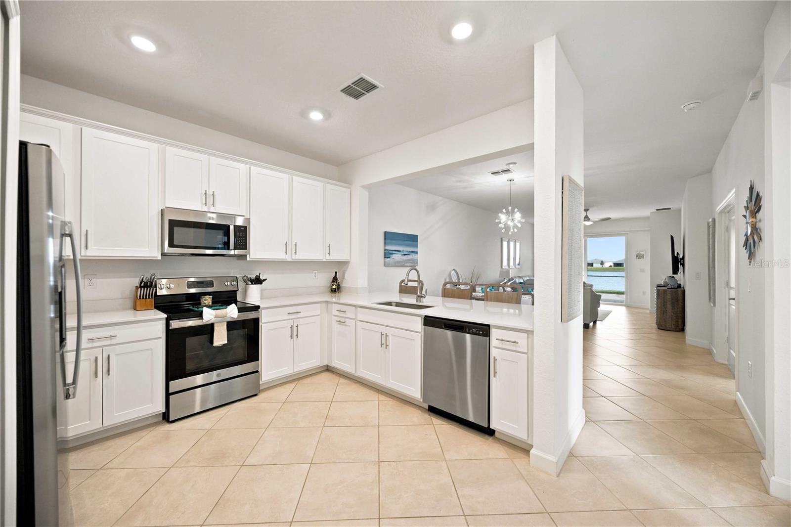 8757 Saint Kitts Cir Property Photo 7