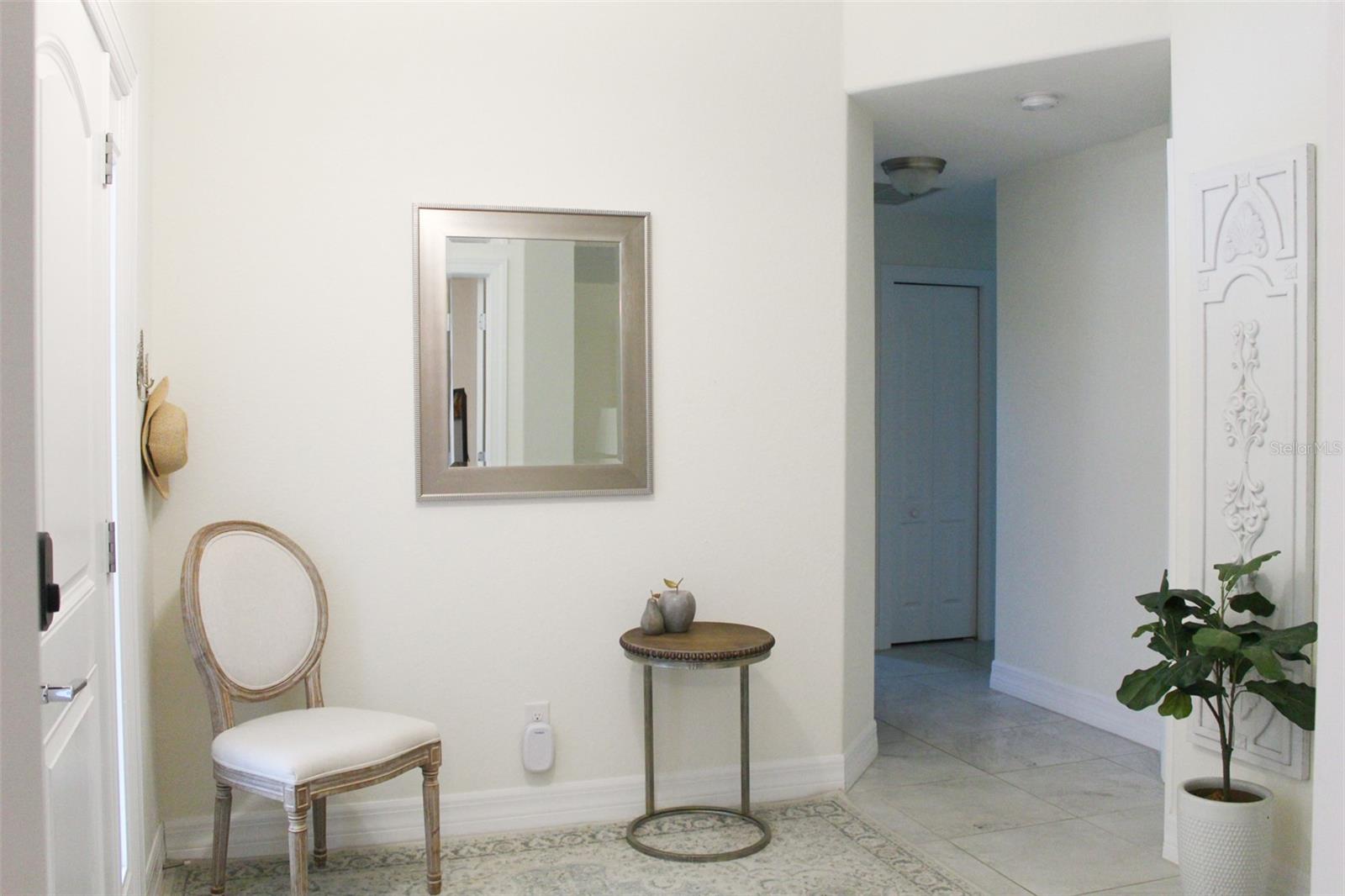 206 Antilla Dr Property Photo 3