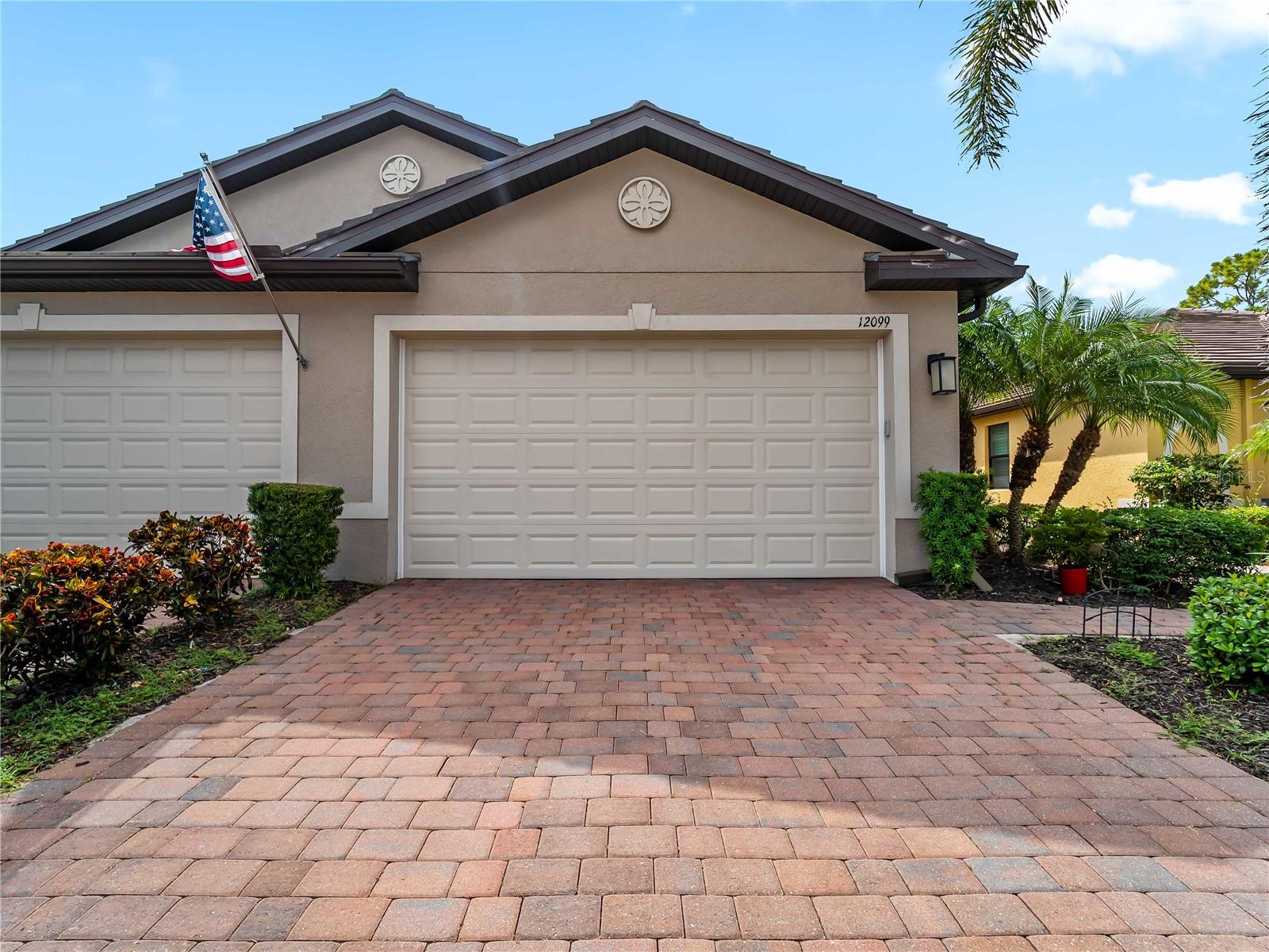 12099 Firewheel Pl Property Photo 2