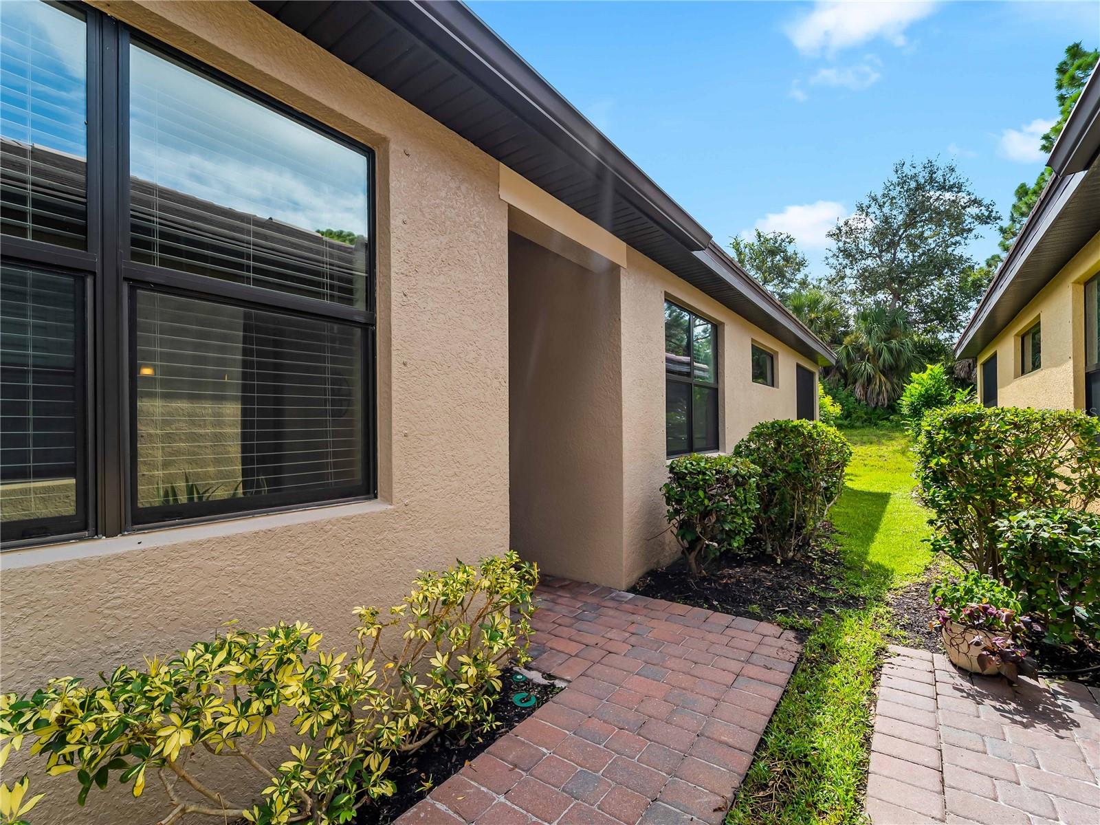 12099 Firewheel Pl Property Photo 5