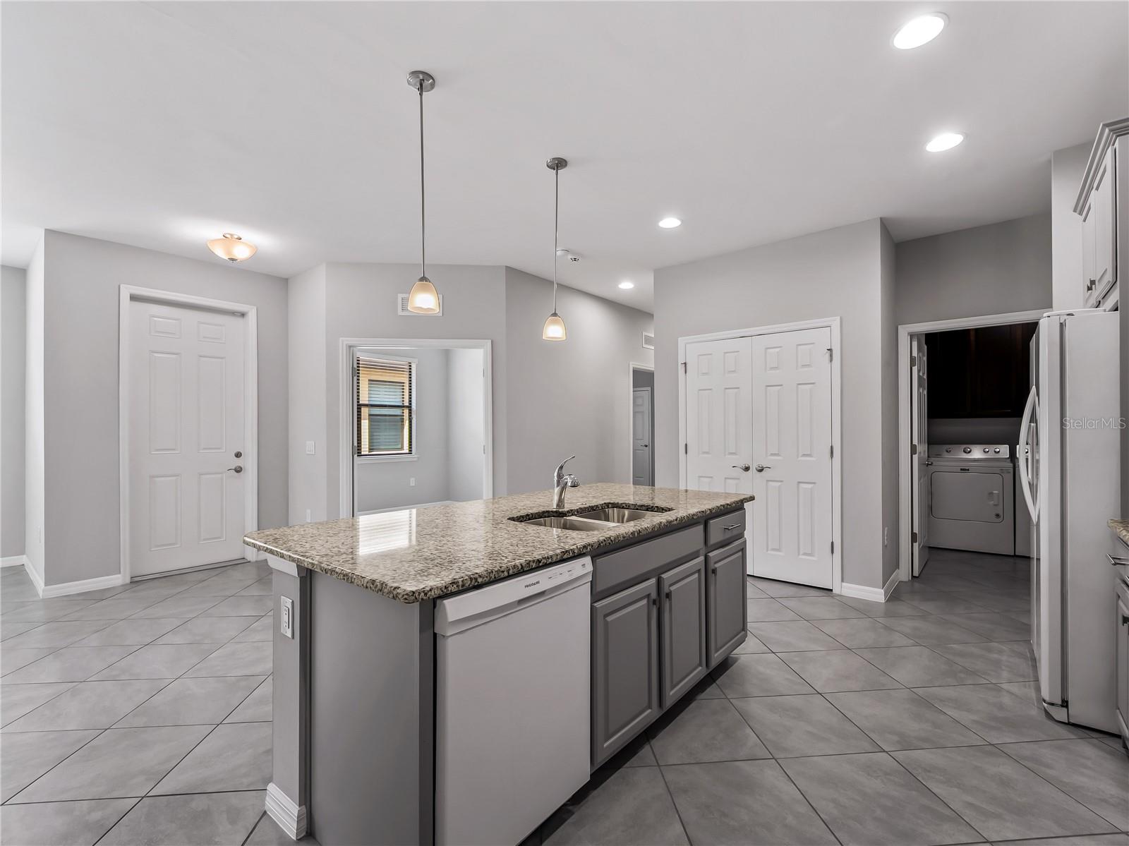 12099 Firewheel Pl Property Photo 14