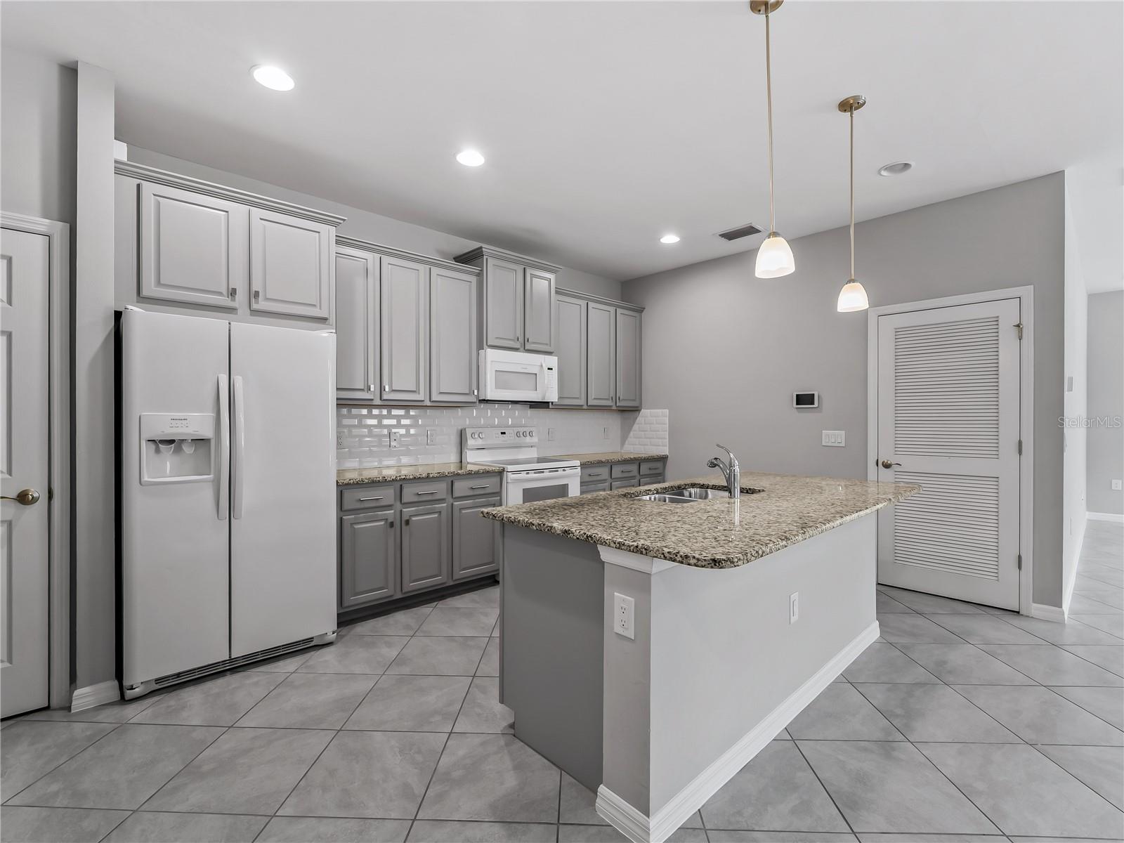 12099 Firewheel Pl Property Photo 15