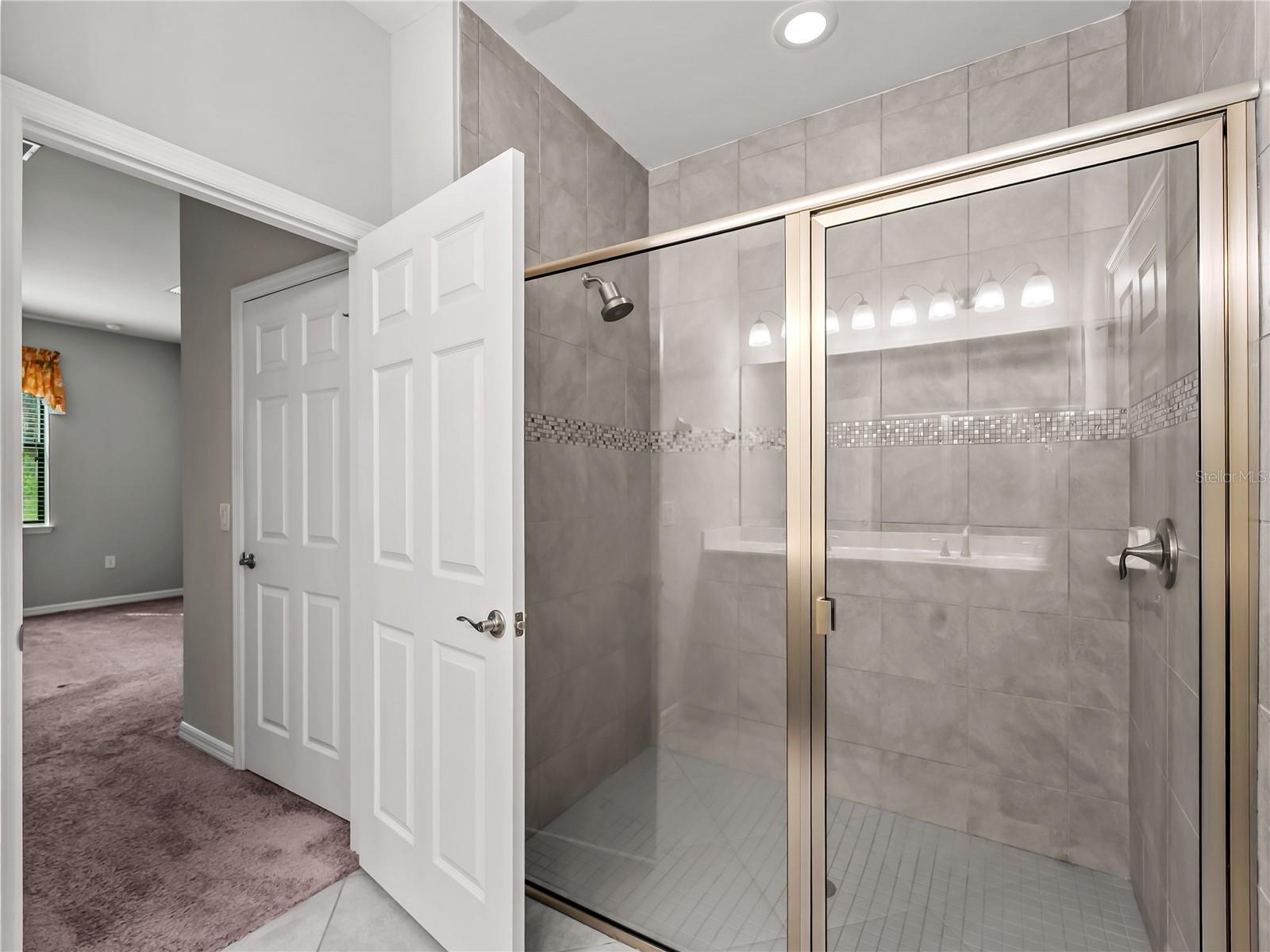 12099 Firewheel Pl Property Photo 28