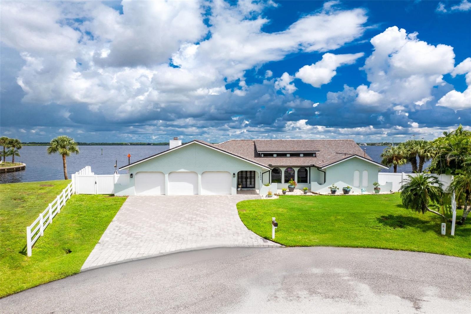 2459 Dixon Ter Property Photo