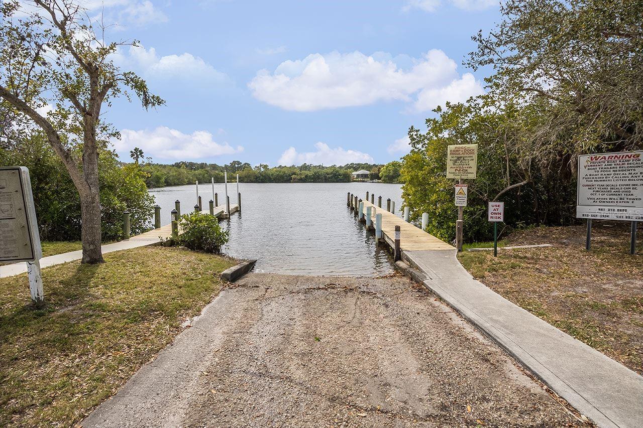 5384 Venus Ter Property Photo 5