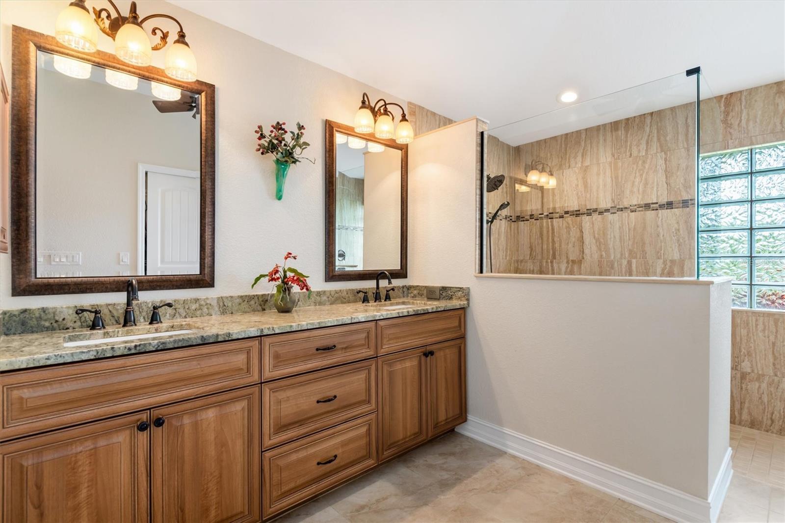 5 Medalist Pl Property Photo 24