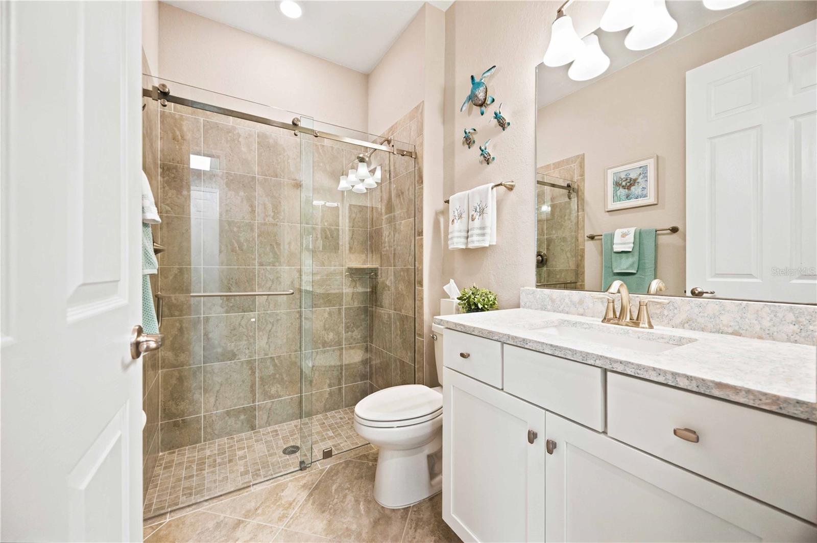 23535 Waverly Cir Property Photo 41
