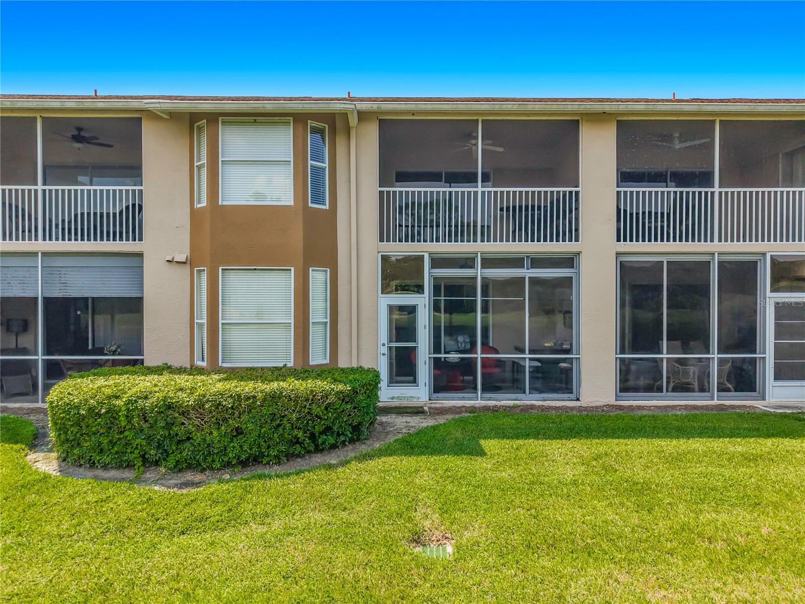 26190 Clarkston Dr #104 Property Photo 2