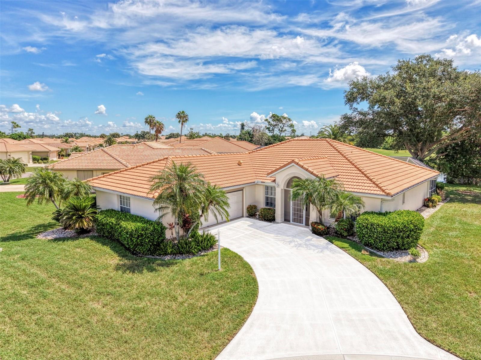 8234 Palmview Ct Property Photo 1