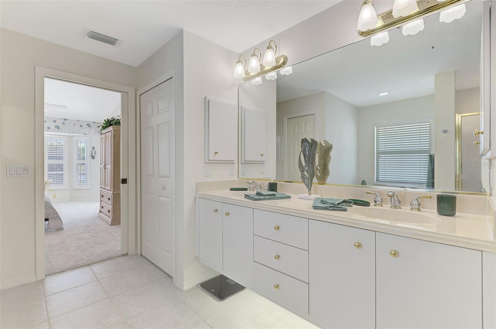 8234 Palmview Ct Property Photo 27