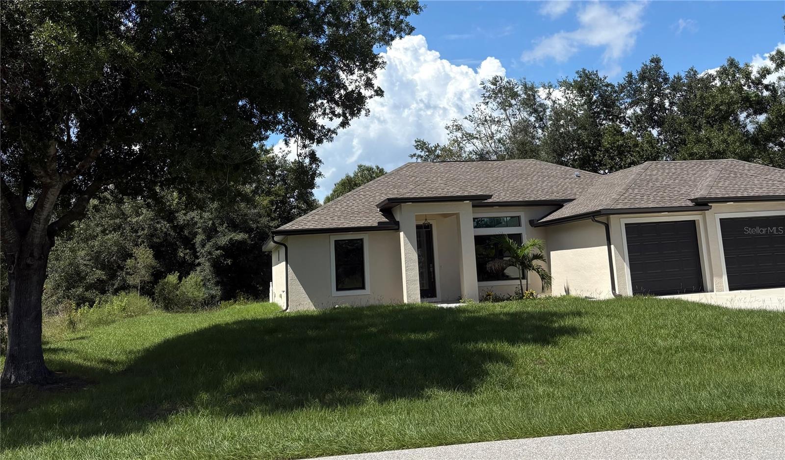 7227 Pinedale Dr Property Photo 3