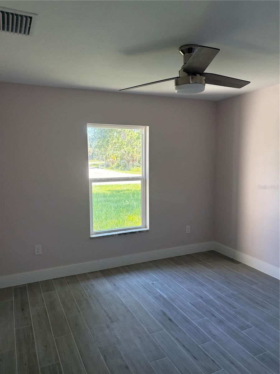 7227 Pinedale Dr Property Photo 13