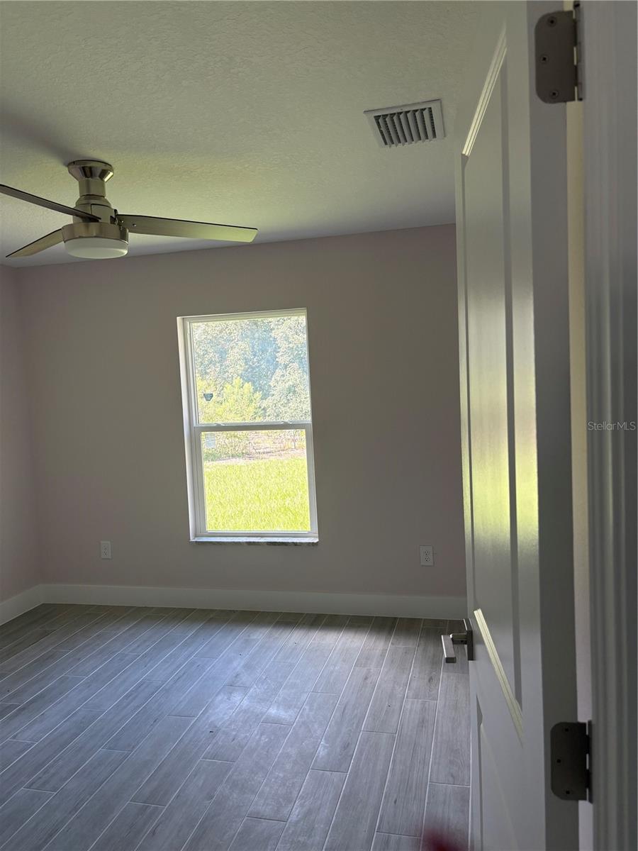 7227 Pinedale Dr Property Photo 16