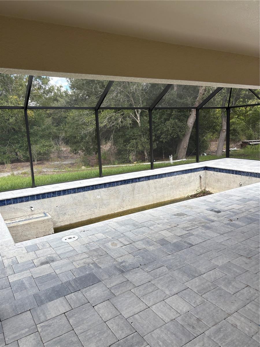 7227 Pinedale Dr Property Photo 25
