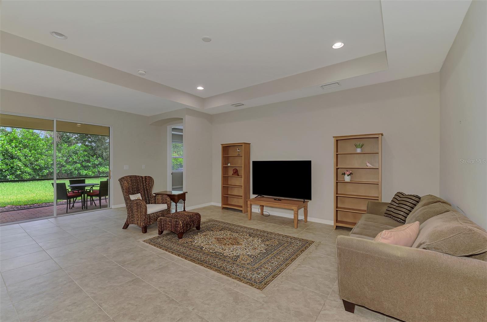 11662 Parrotfish St Property Photo 13