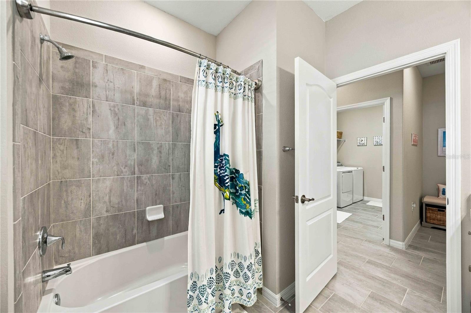 10157 Fiddlewood Dr Property Photo 42