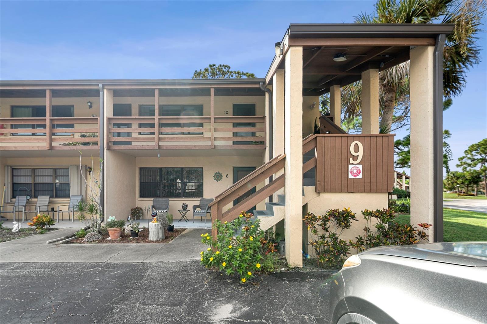 9 Quails Run Blvd #12 Property Photo 1