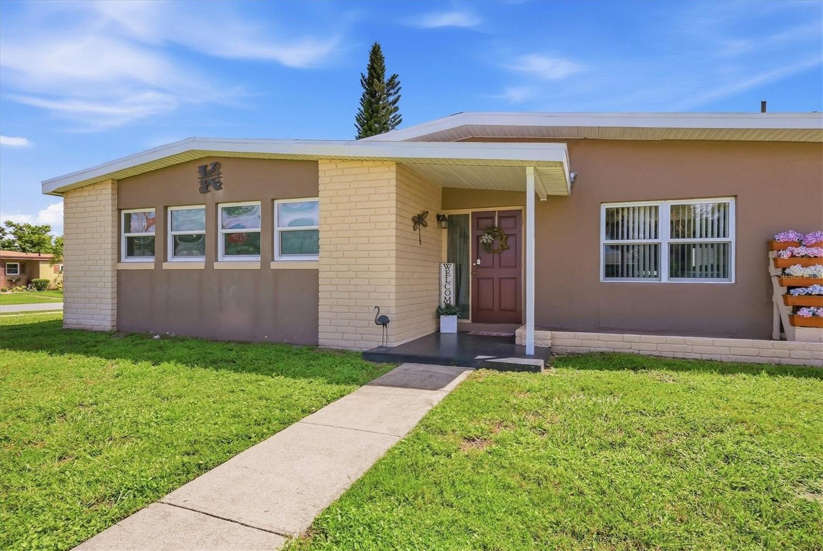 2424 Warne St Property Photo 46