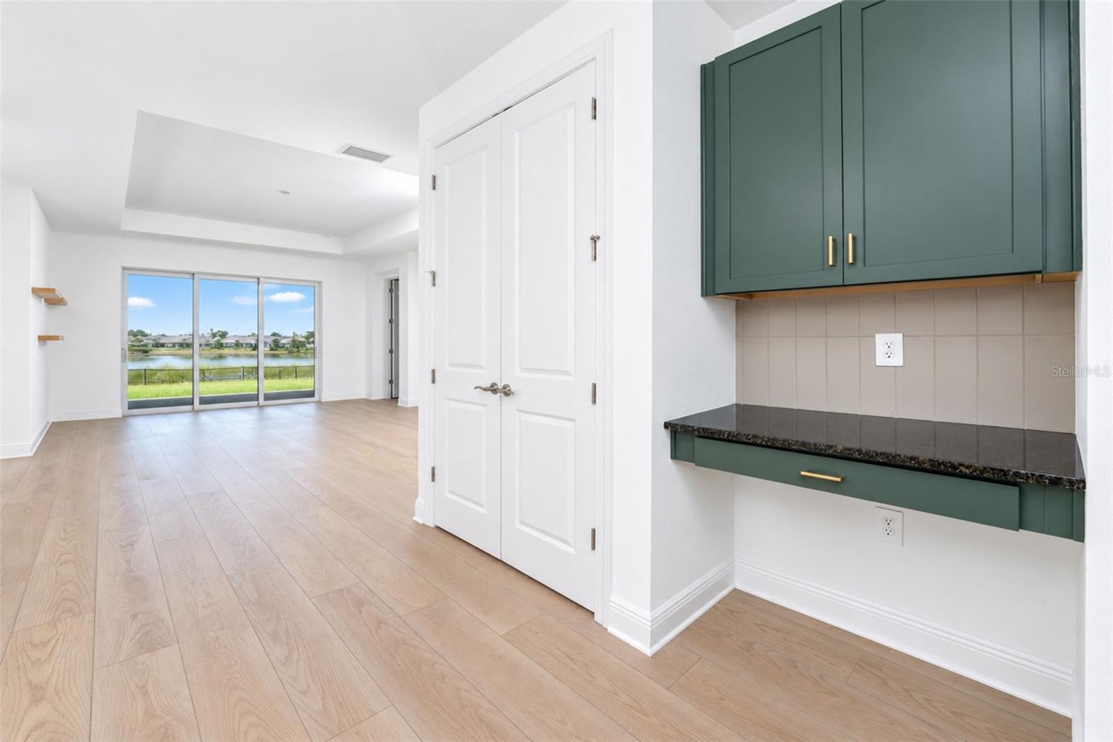 237 Vistera Blvd Property Photo 8