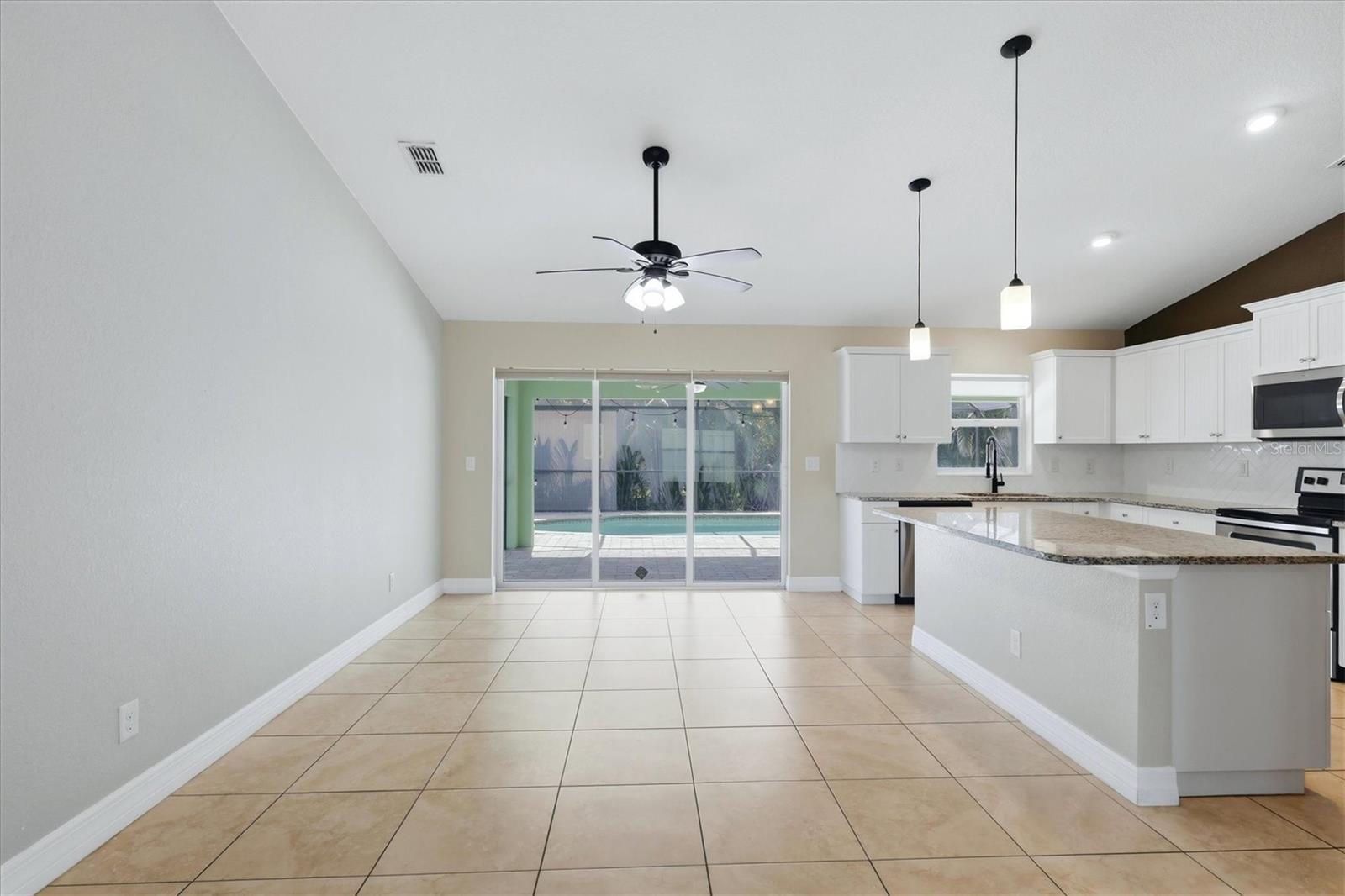150 Green Pine Park Property Photo 7