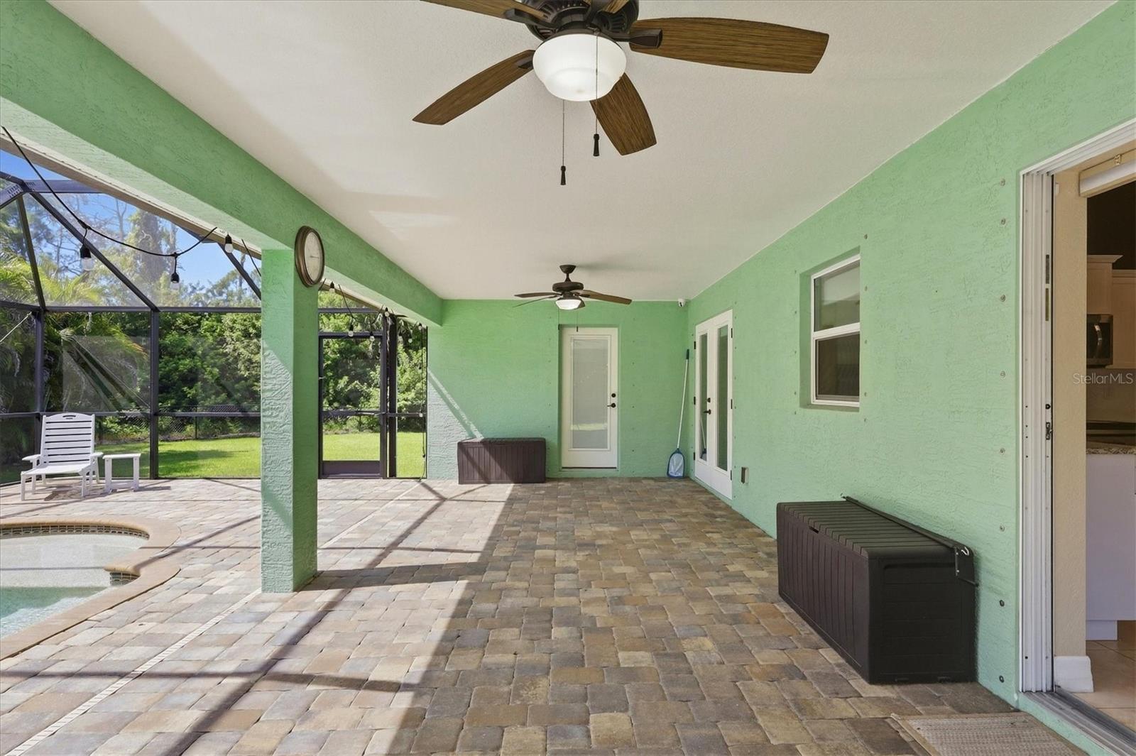 150 Green Pine Park Property Photo 24