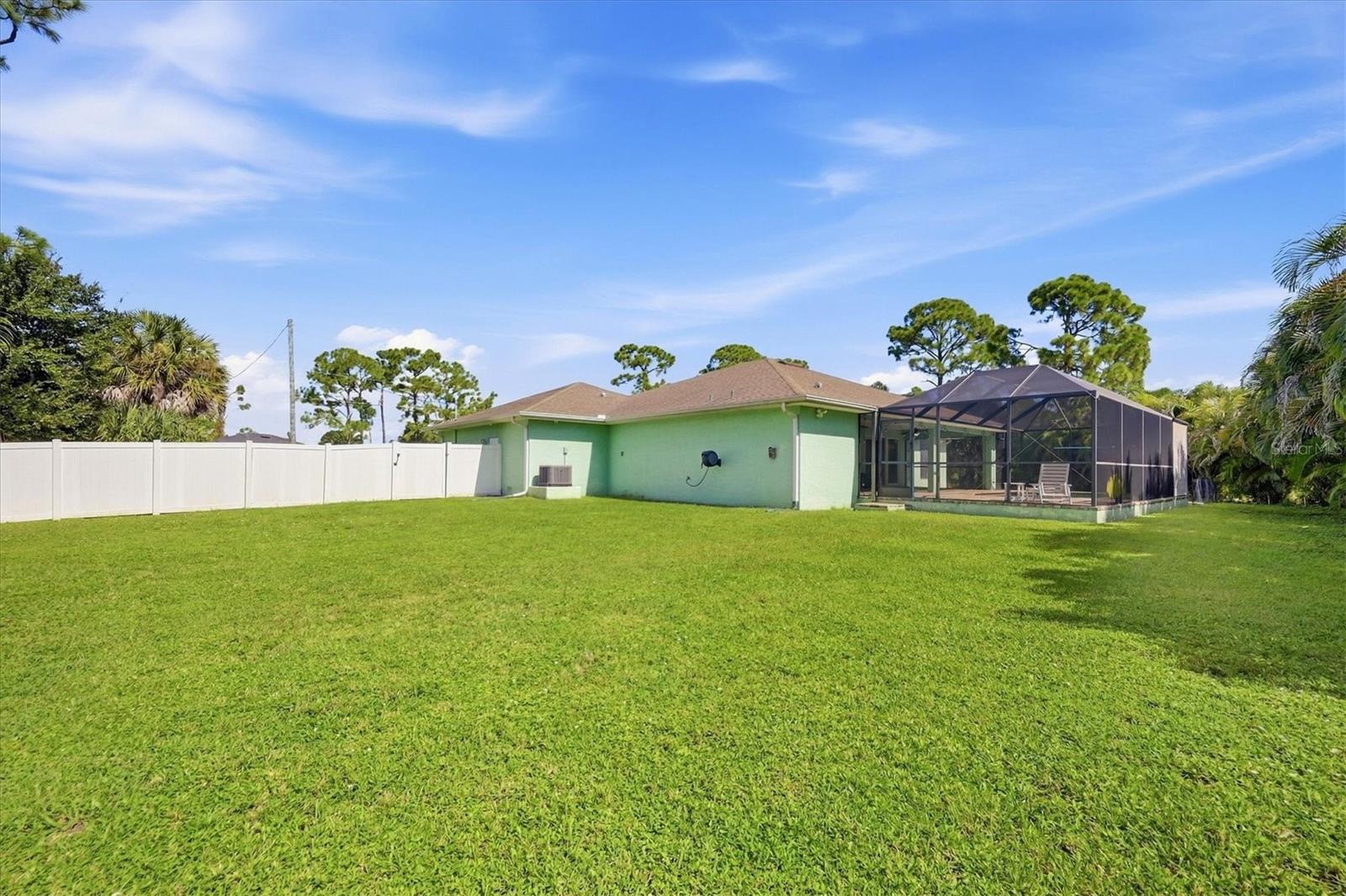 150 Green Pine Park Property Photo 27