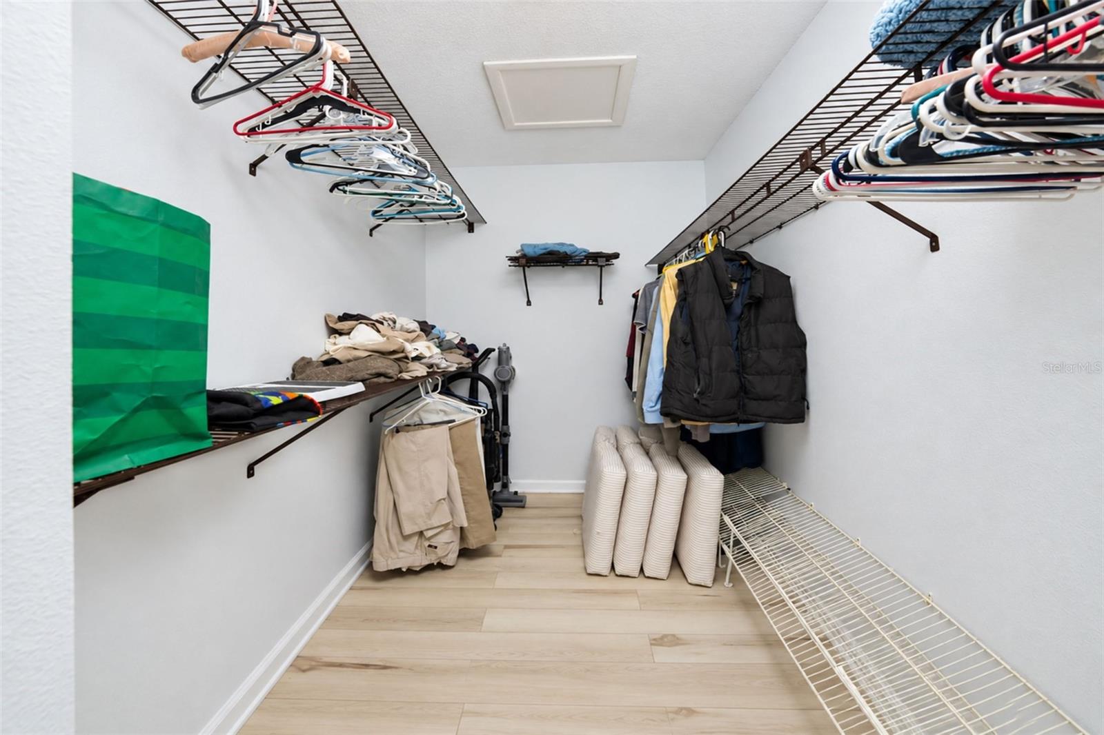 614 Deerwood Ave #614 Property Photo 25