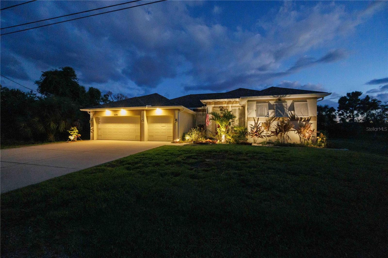 15392 Aldama Cir Property Photo 1