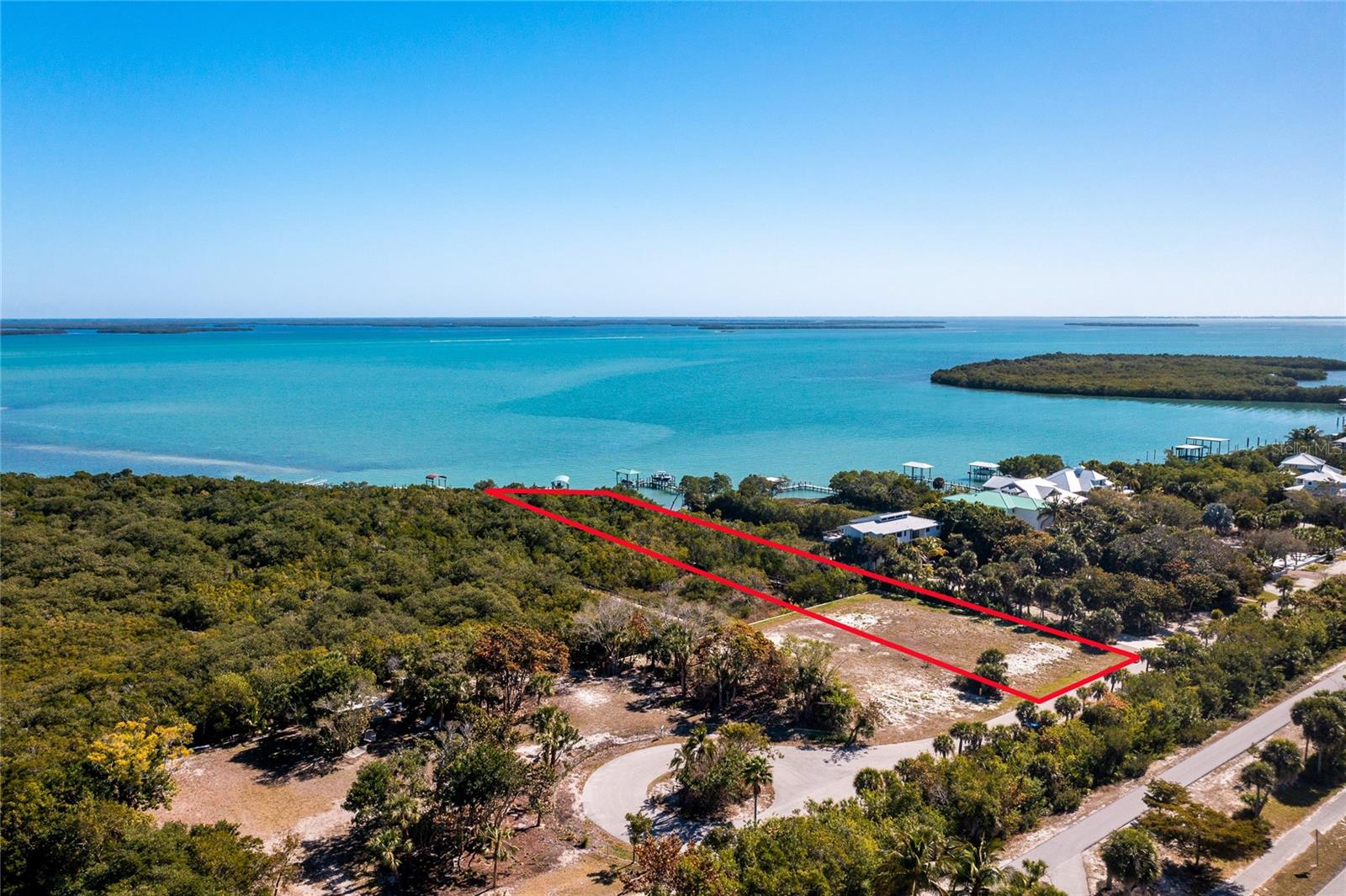 4 Peekins Cove Dr Property Photo 8