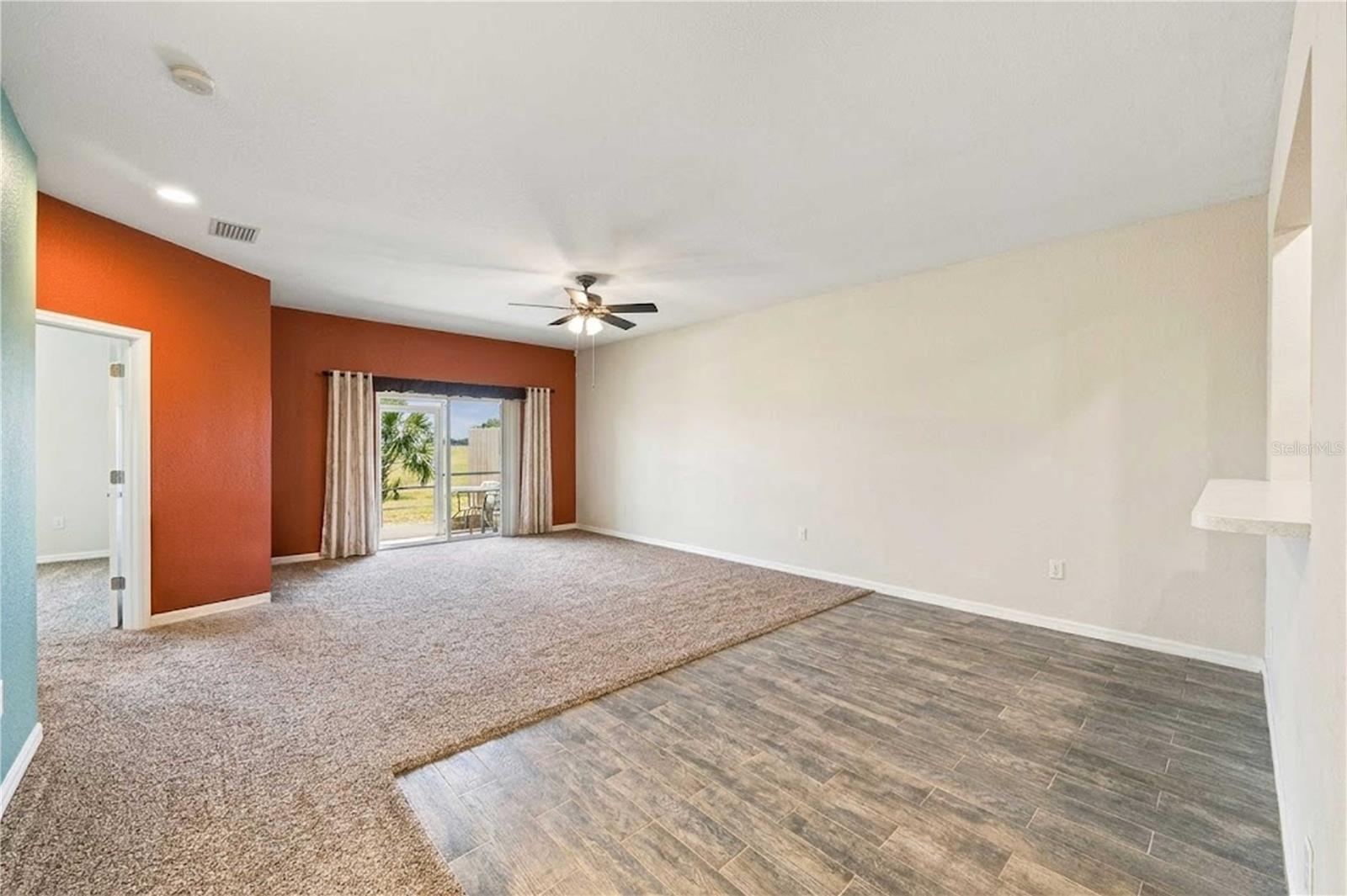 7254 David Blvd Property Photo 11