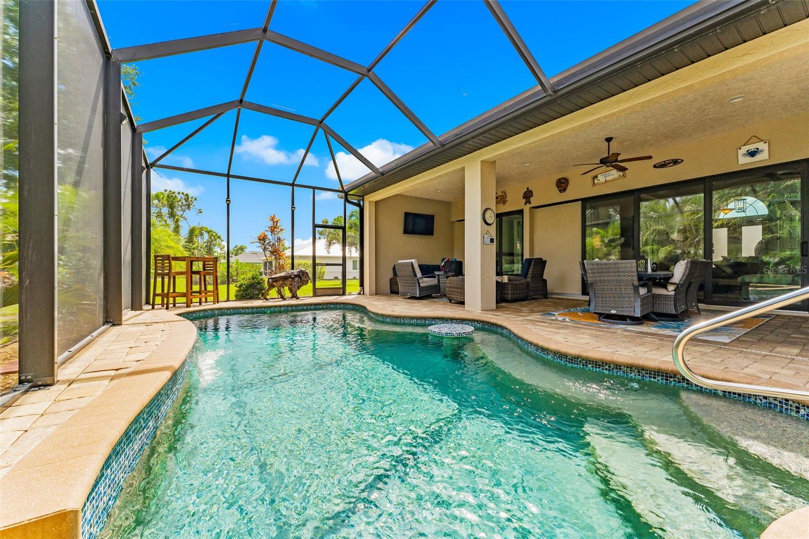 8140 Walbert St Property Photo 9