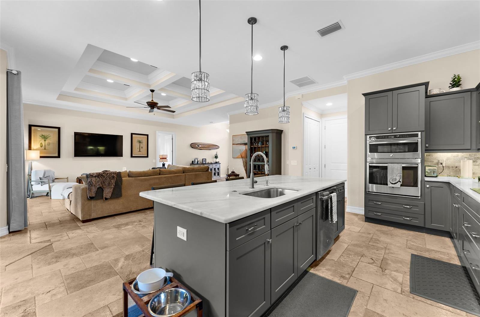 8140 Walbert St Property Photo 16