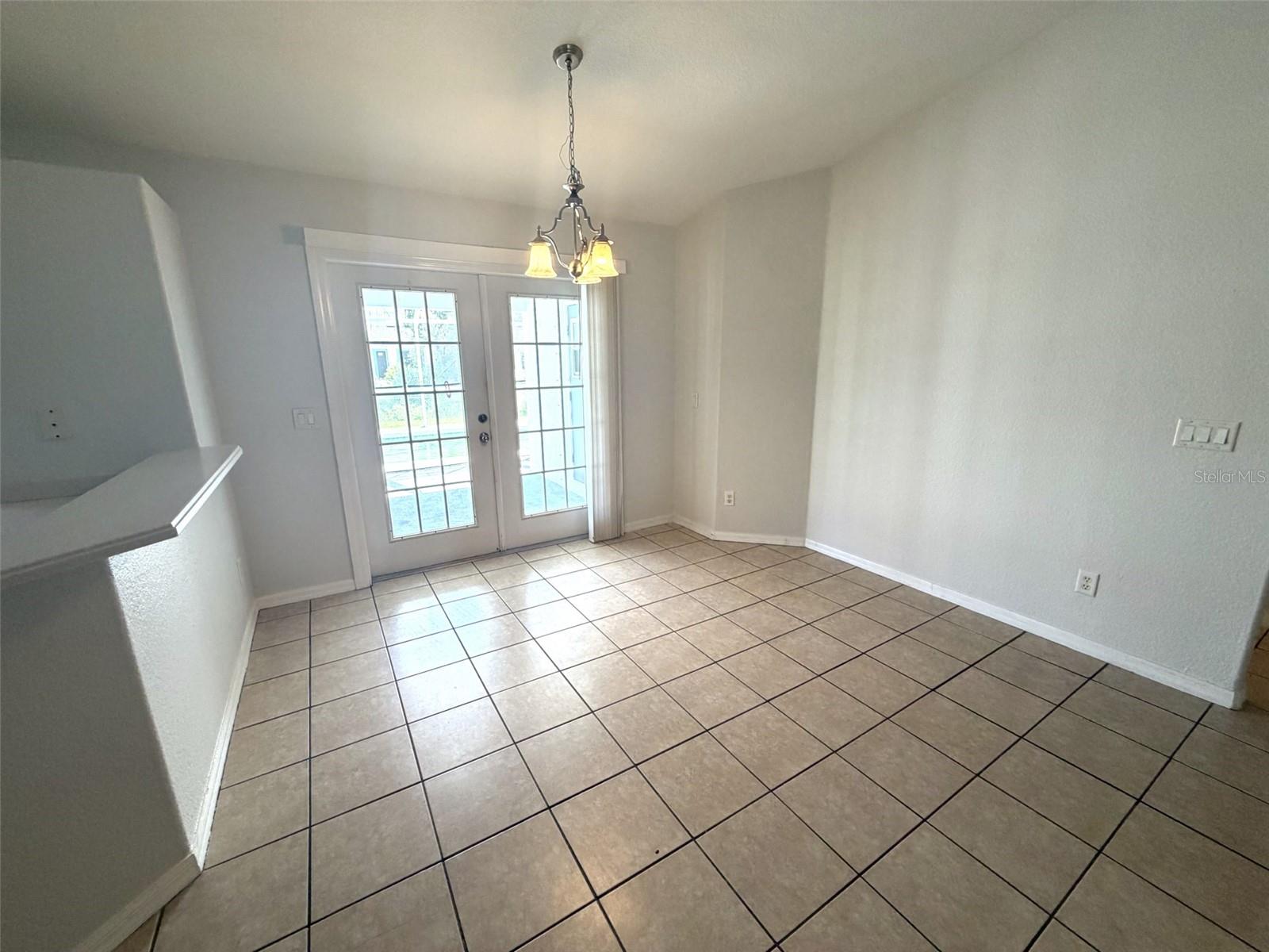2740 Trianna St Property Photo 4