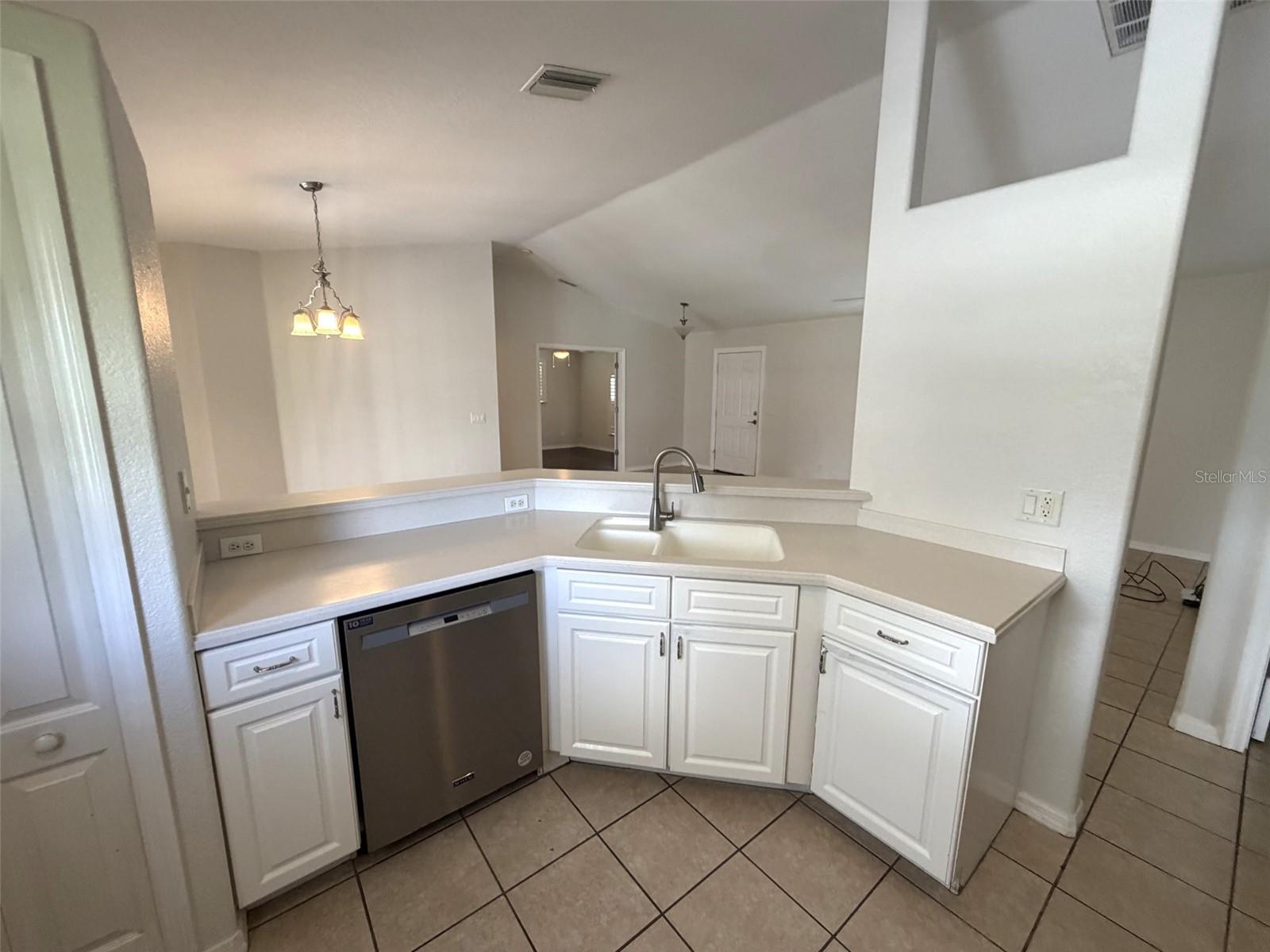 2740 Trianna St Property Photo 5