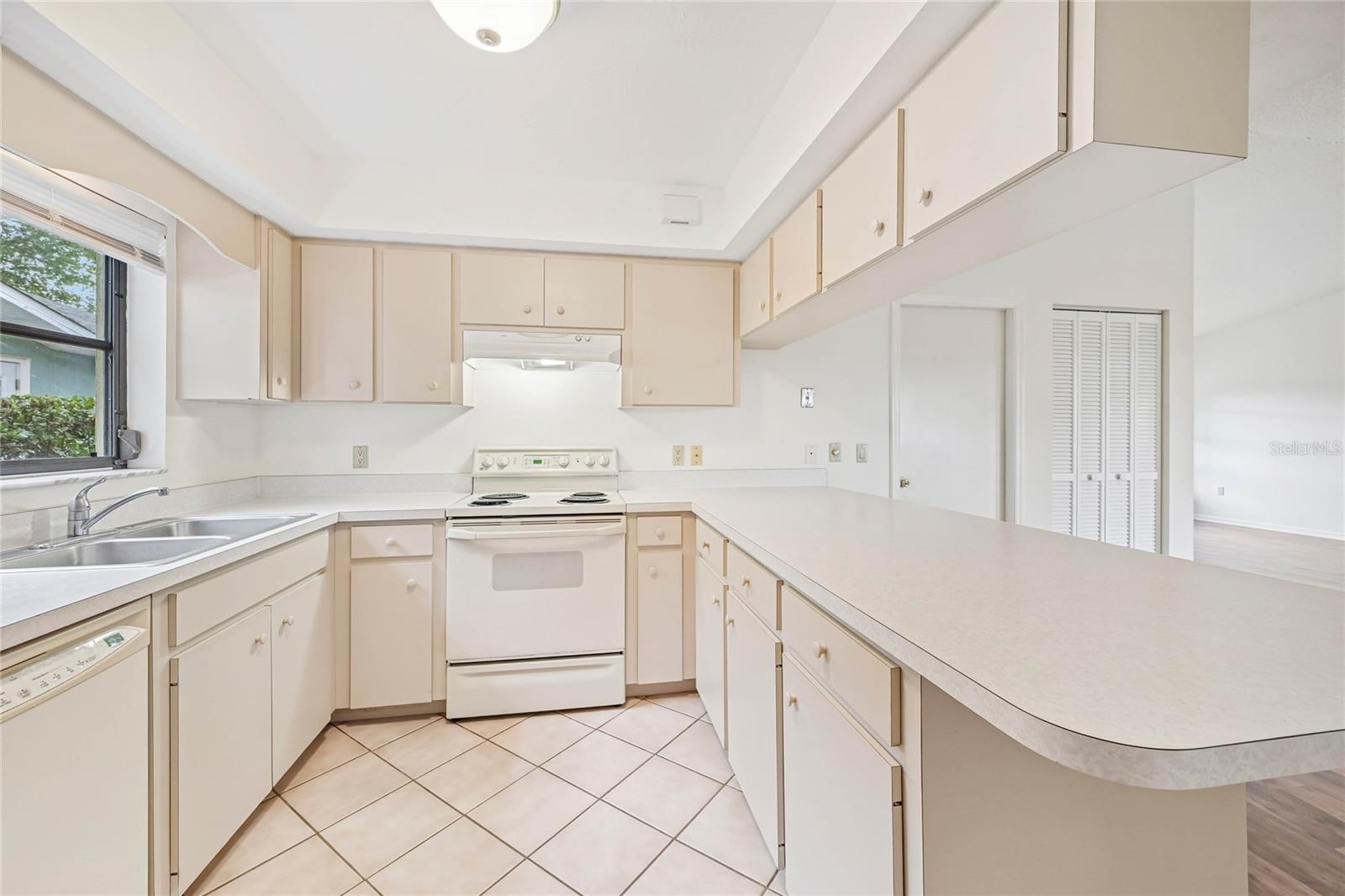1441 Strada D Oro Property Photo 15