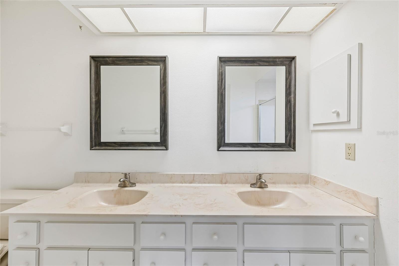 1441 Strada D Oro Property Photo 29