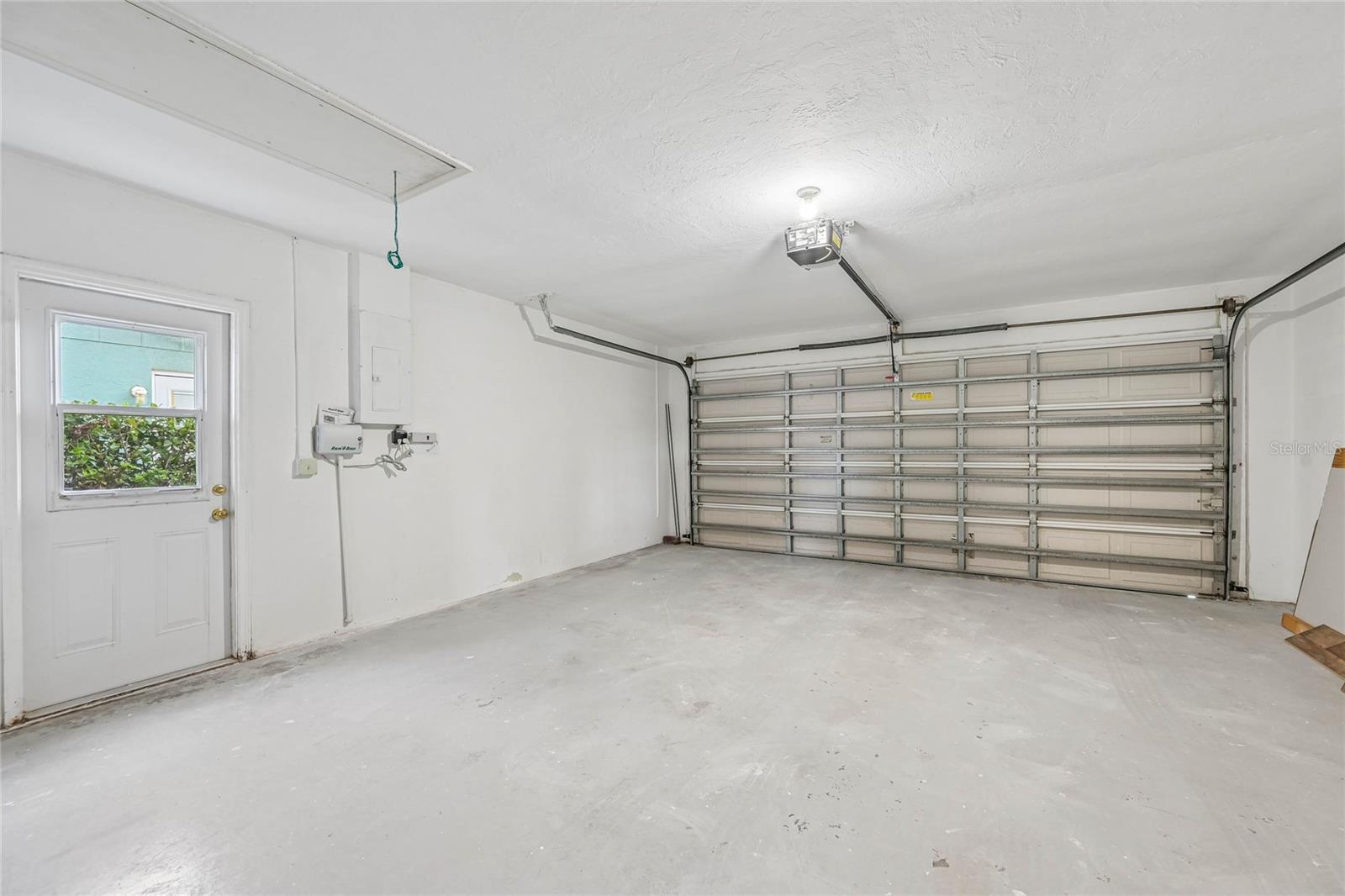 1441 Strada D Oro Property Photo 32