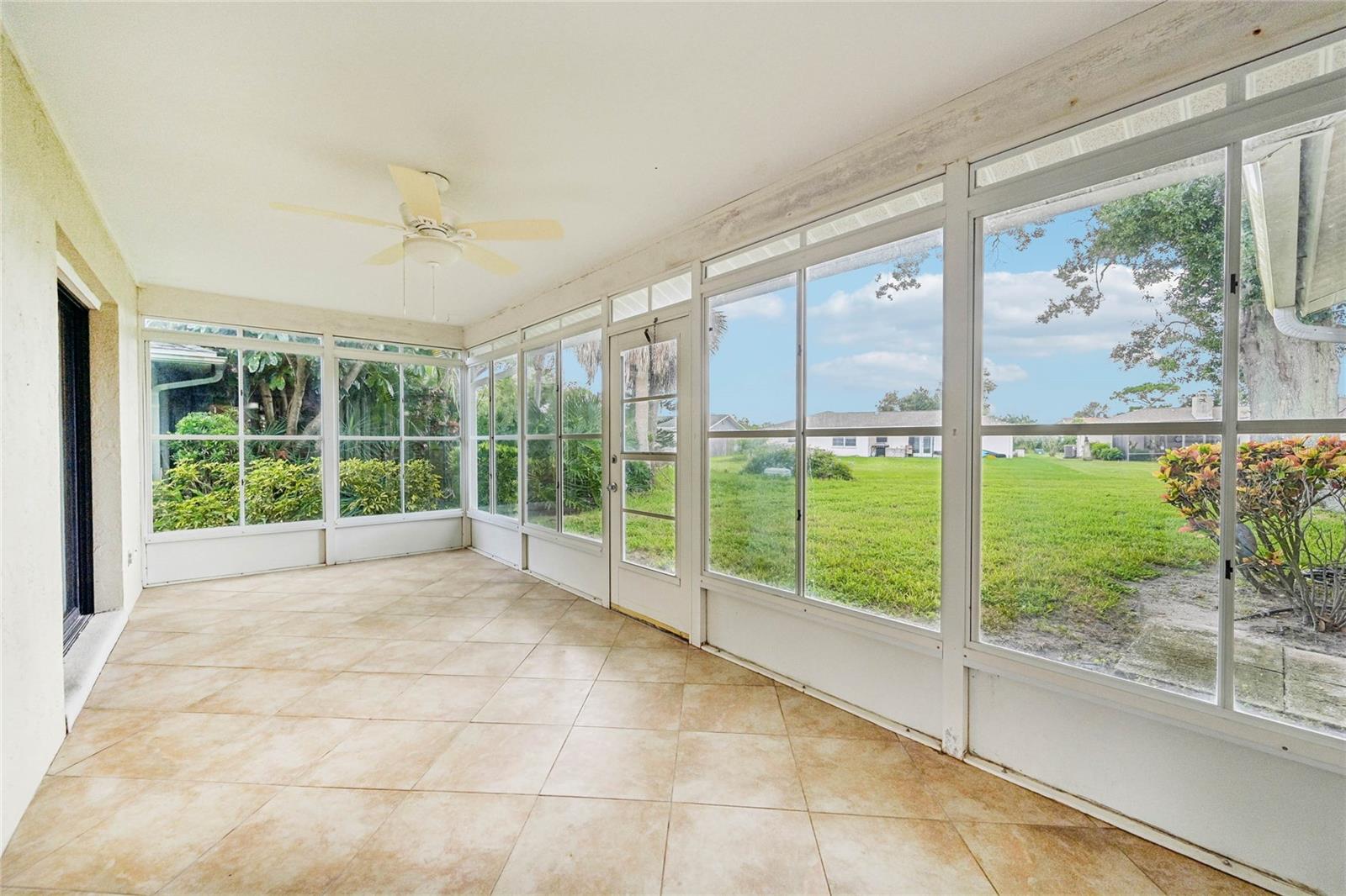 1441 Strada D Oro Property Photo 33