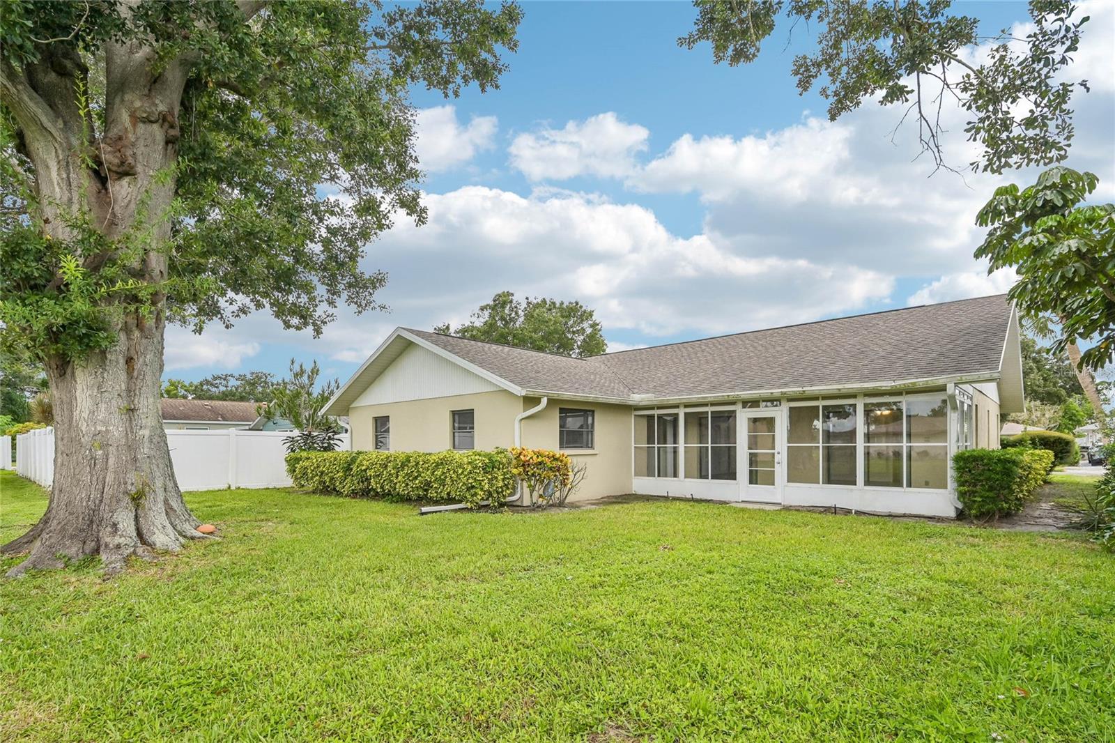 1441 Strada D Oro Property Photo 37