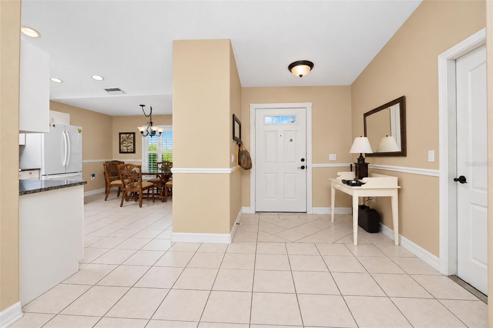 3877 Lavilla Ave Property Photo 9