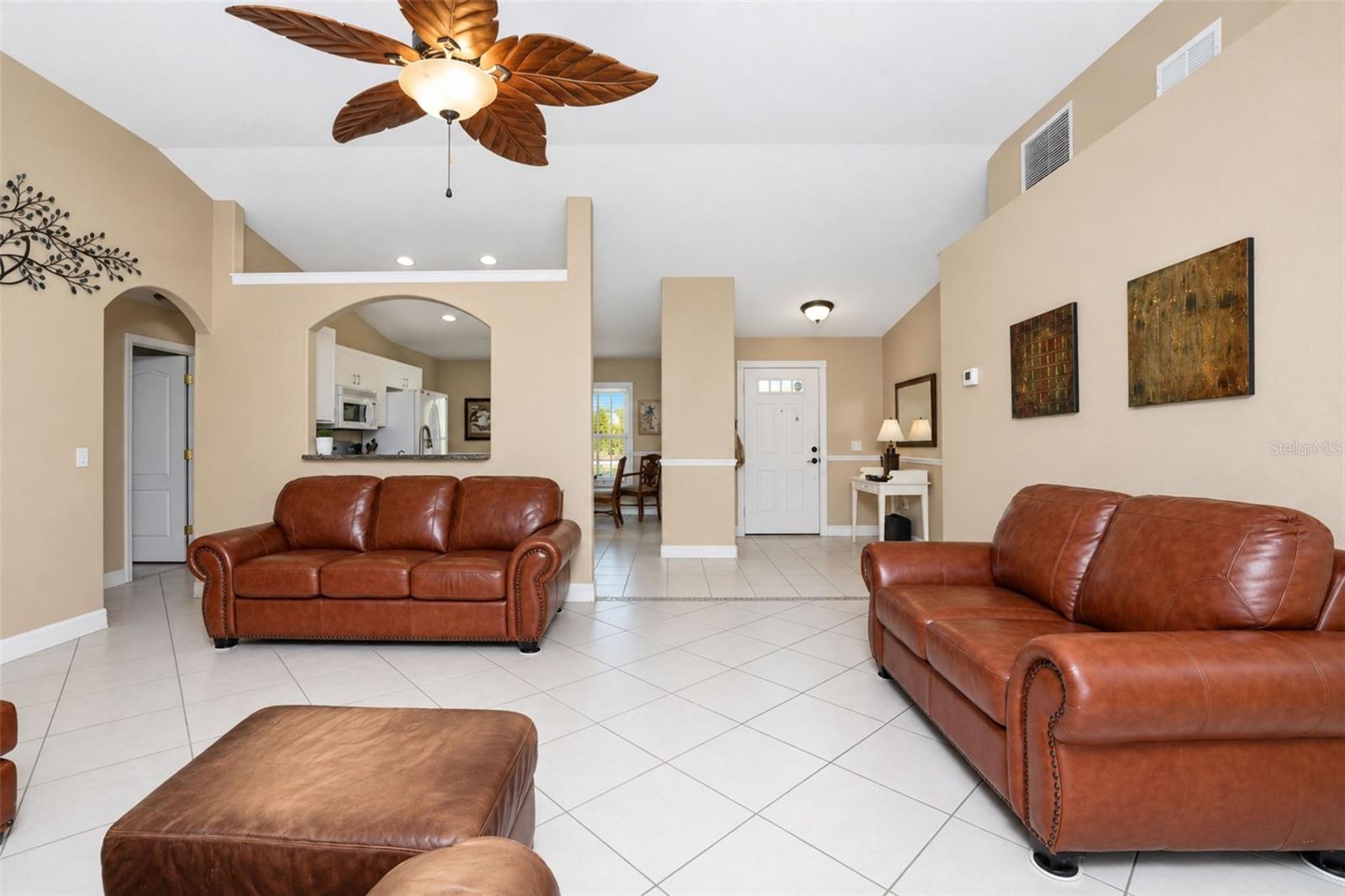 3877 Lavilla Ave Property Photo 22