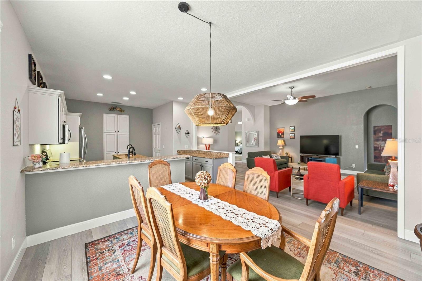 24539 Buckingham Way Property Photo 14