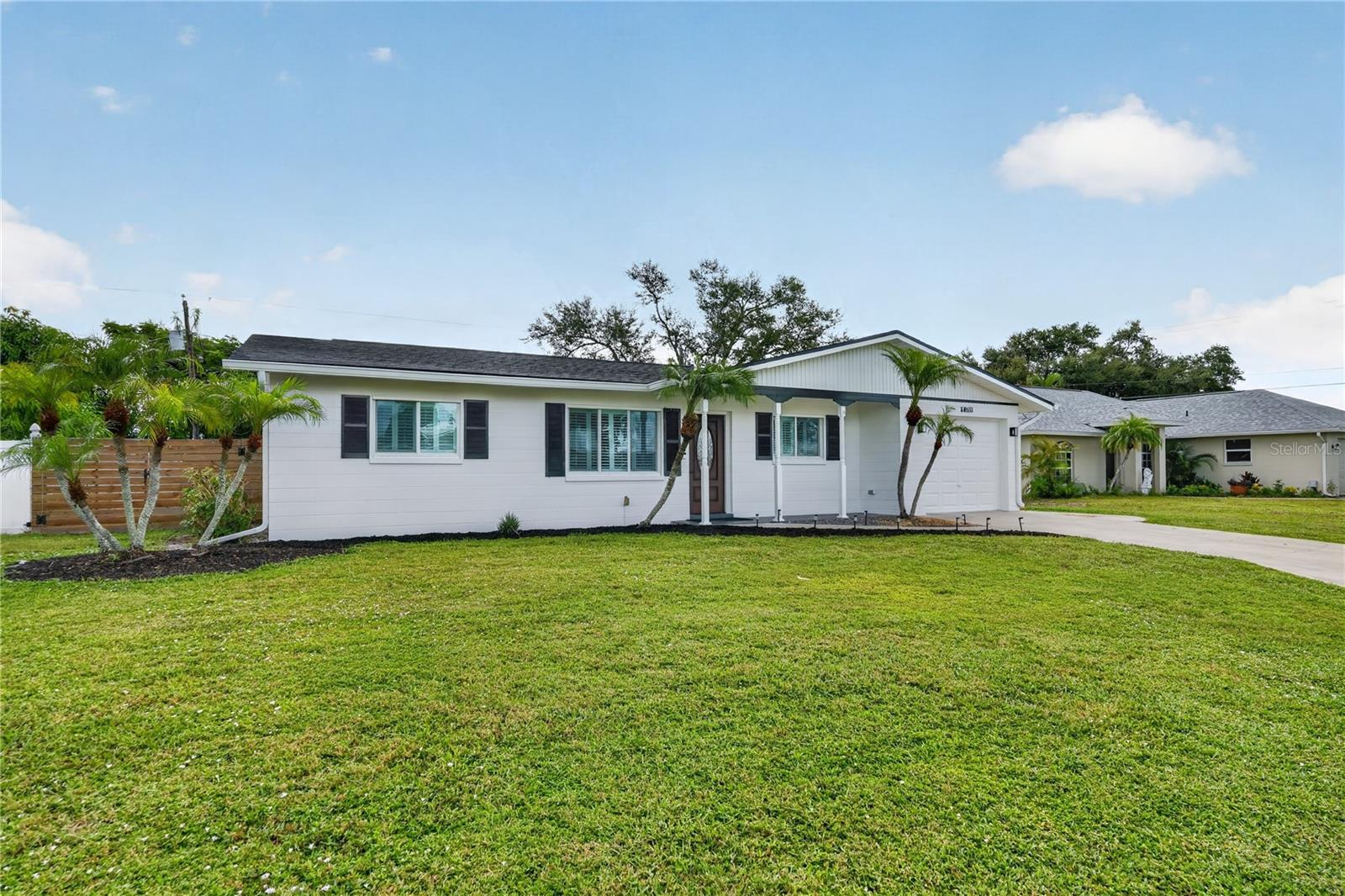 1789 Birch Dr Property Photo 2