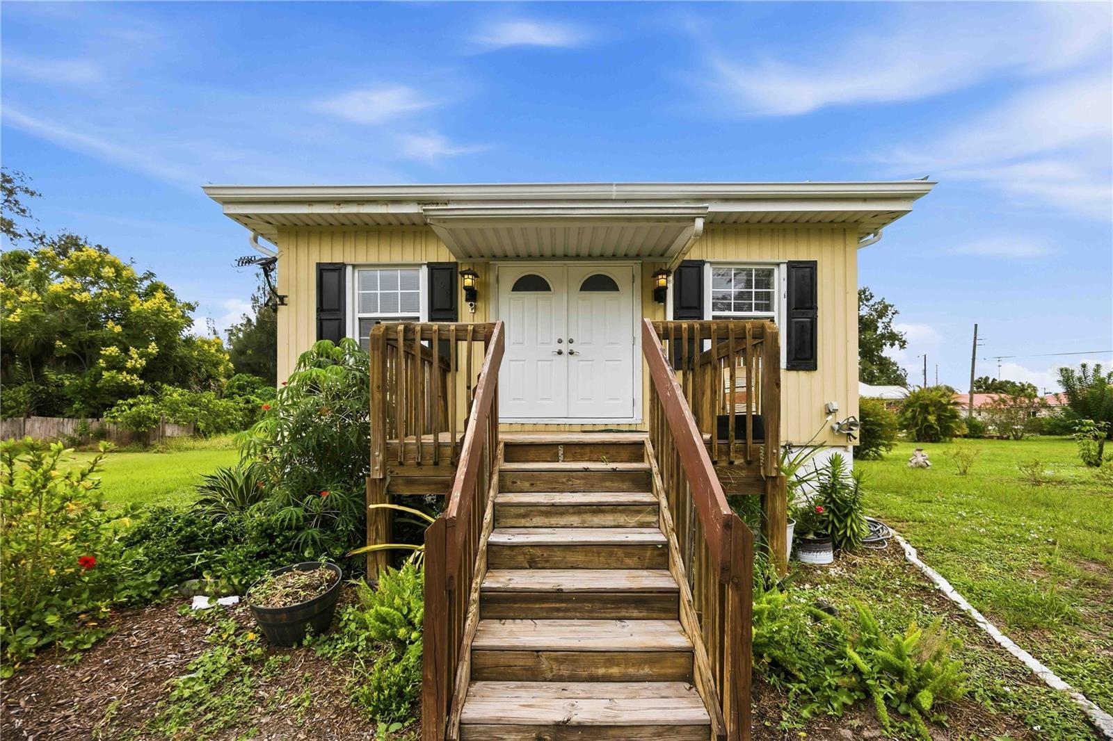 408 W Palmetto St Property Photo 1