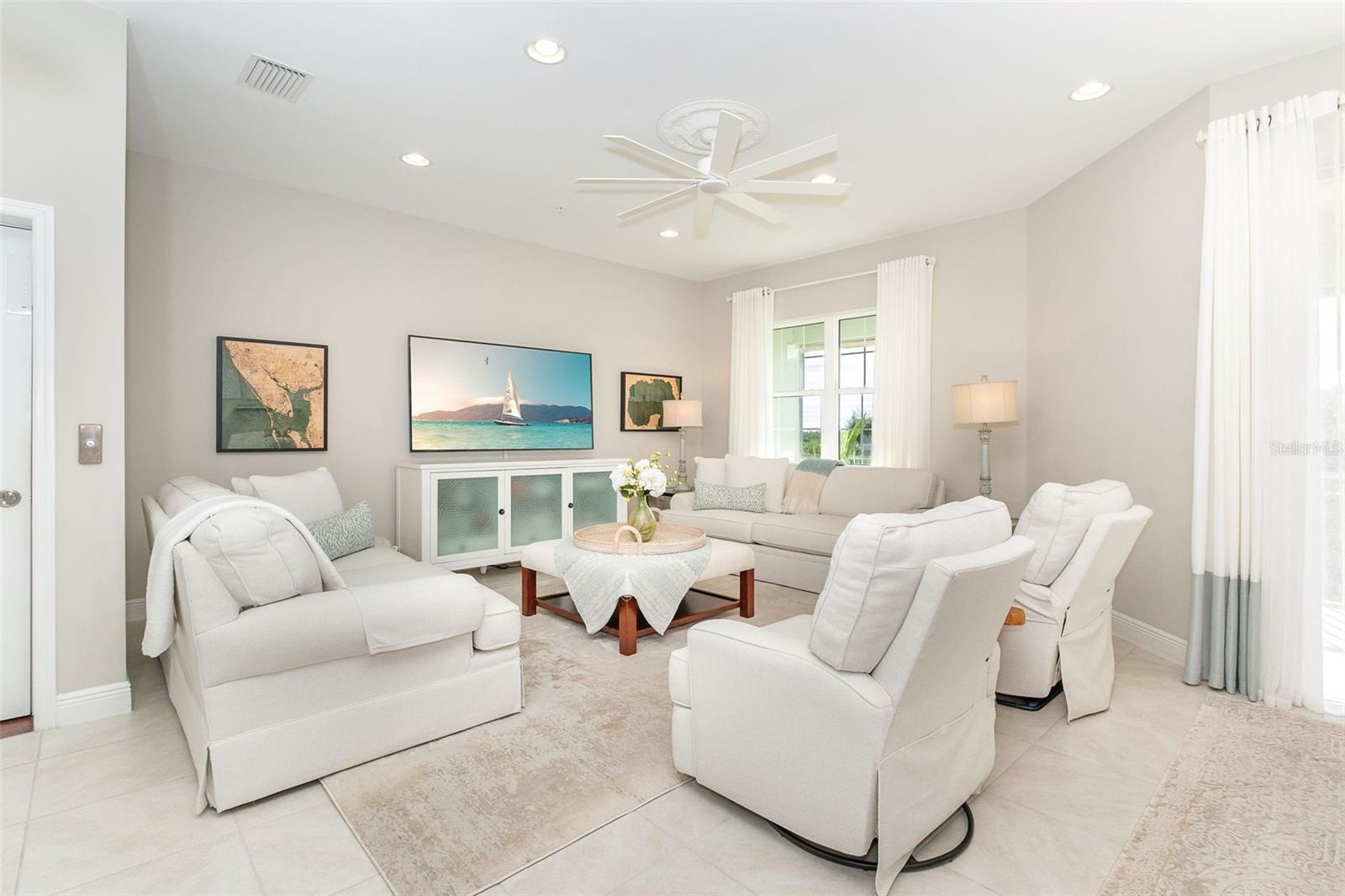 10301 Coral Landings Ct #104 Property Photo 8