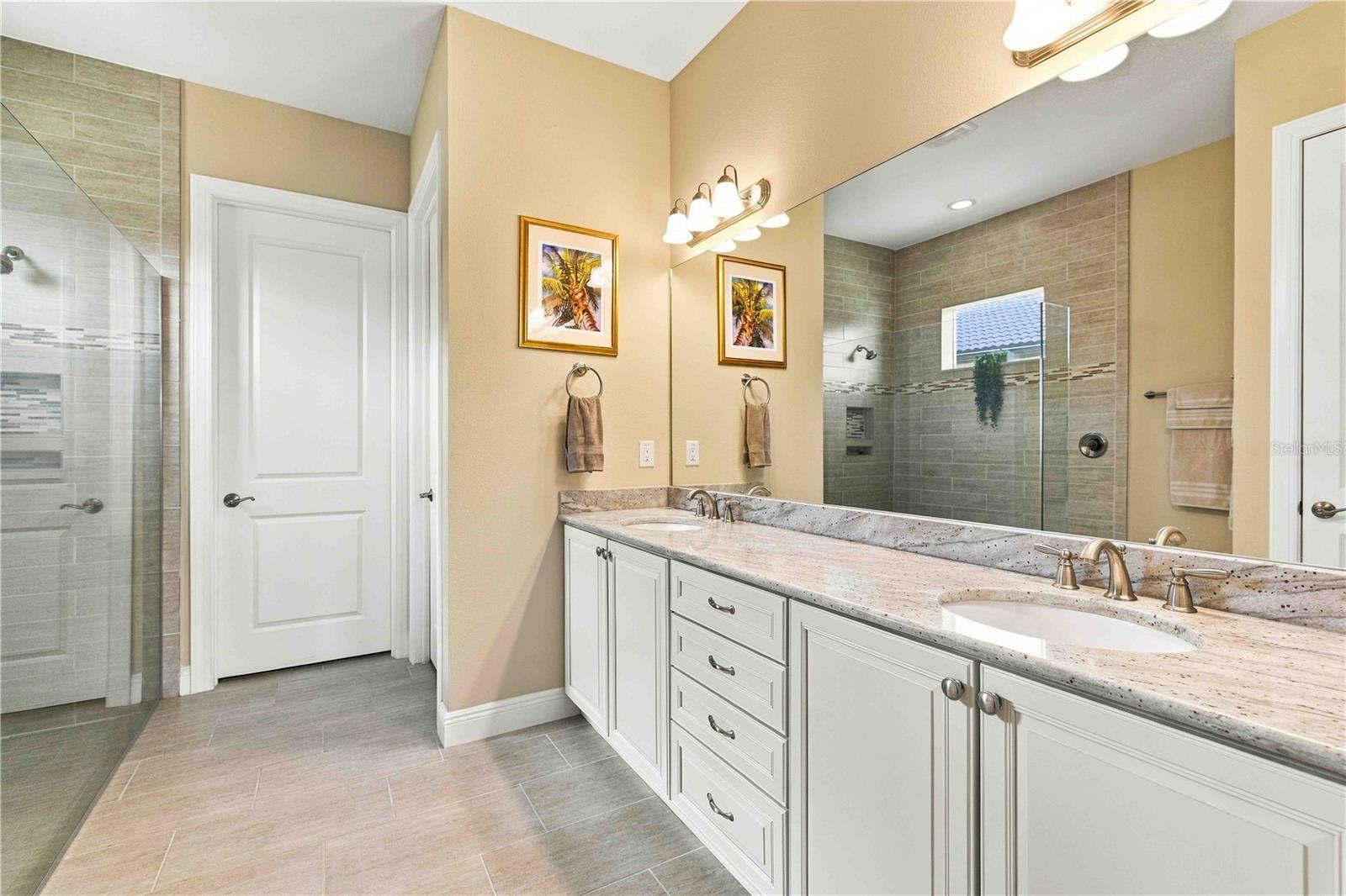 23739 Waverly Cir Property Photo 21