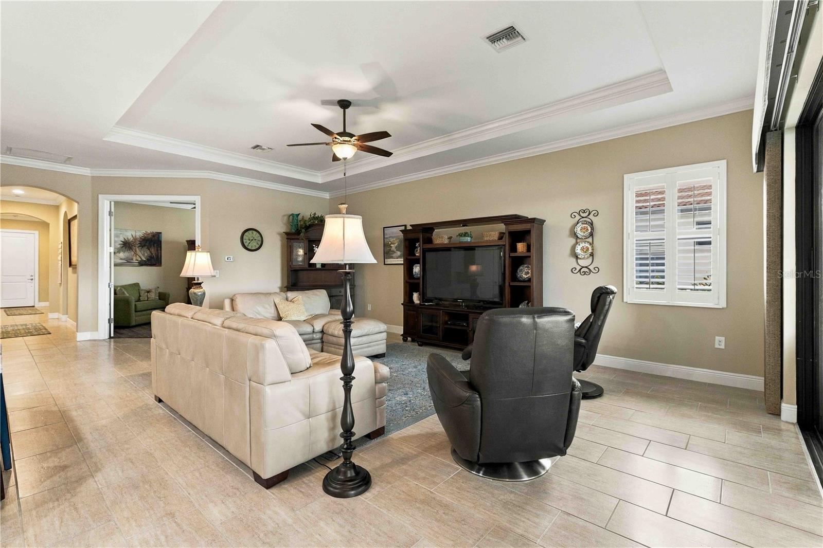 23739 Waverly Cir Property Photo 29
