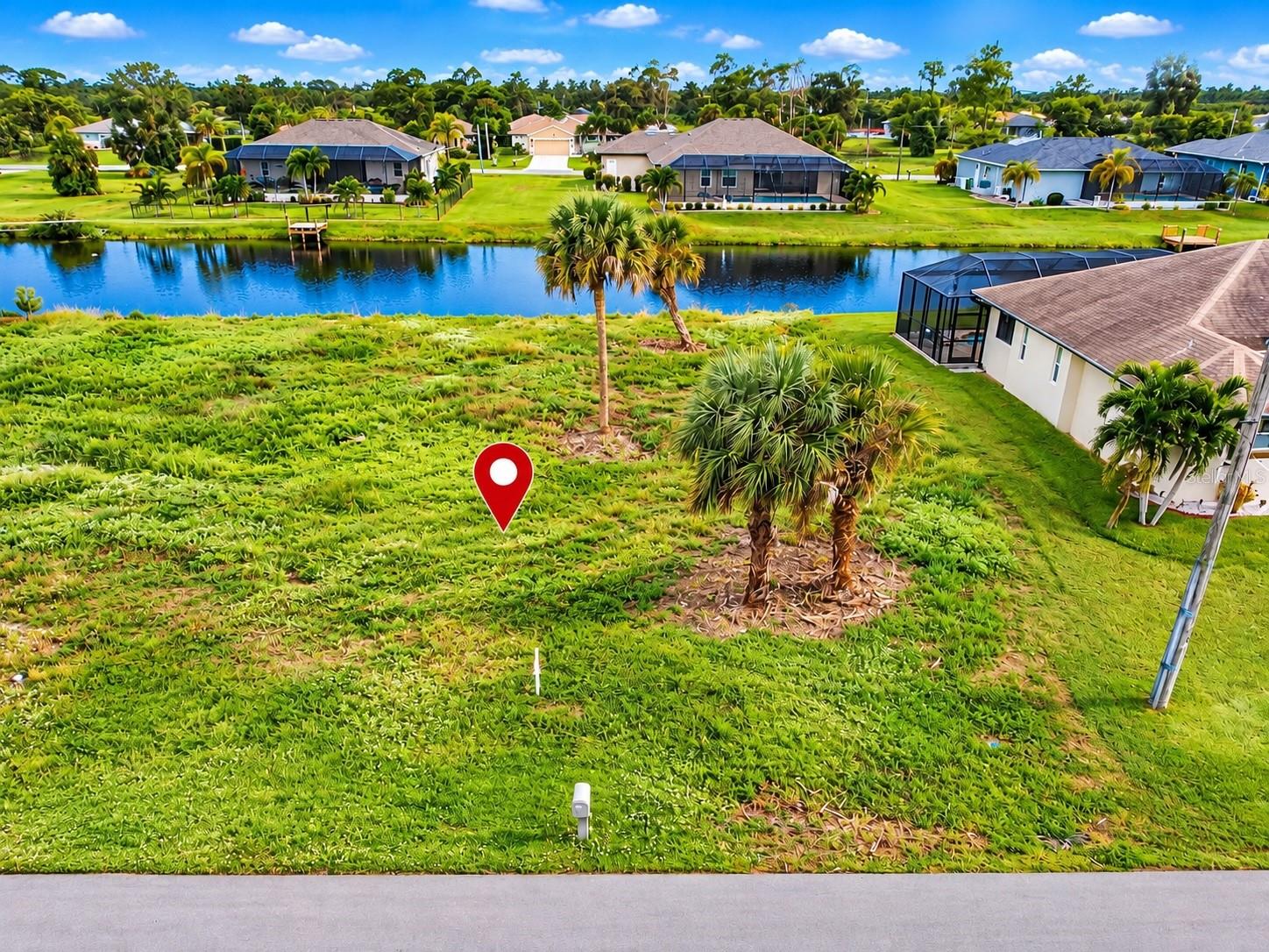 165 TOURNAMENT RD Property Photo 1