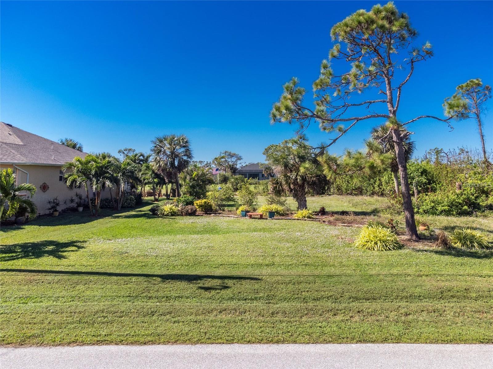 8 Pine Valley Pl Property Photo 6